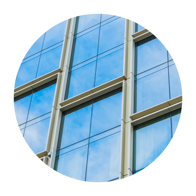 Для скрытия обзора помещения снаружи